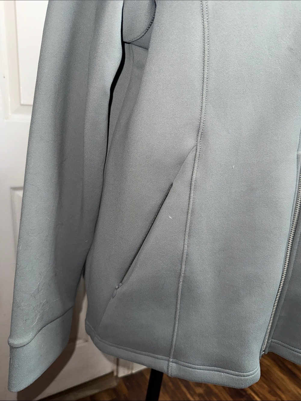 Women’s jacket. - Picture 3 of 6